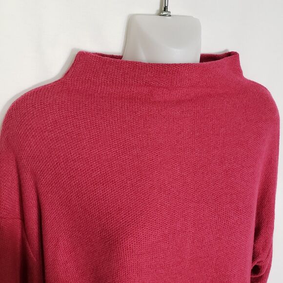 Old Navy Women Sweater Medium Relaxed Plush Boat Neck Deep Fuchsia Pink Pullover - Picture 3 of 9